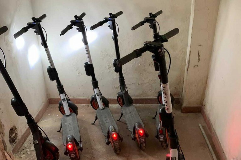 monopattini nascosti bari vecchia