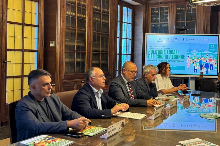 La presentazione. <span>Foto Città Metropolitana di Bari </span>