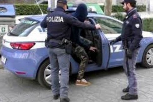 polizia bari JPG