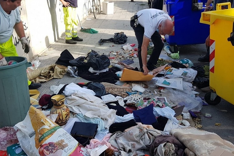 rifiuti corso mazzini