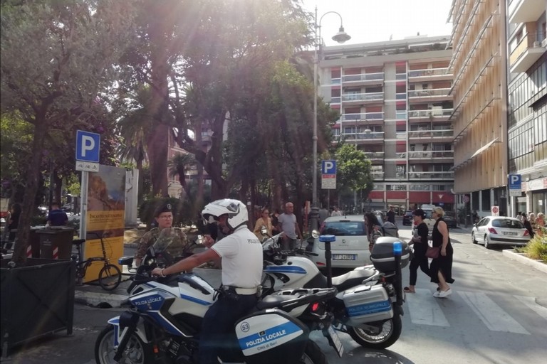 Polizia locale piazza Umberto