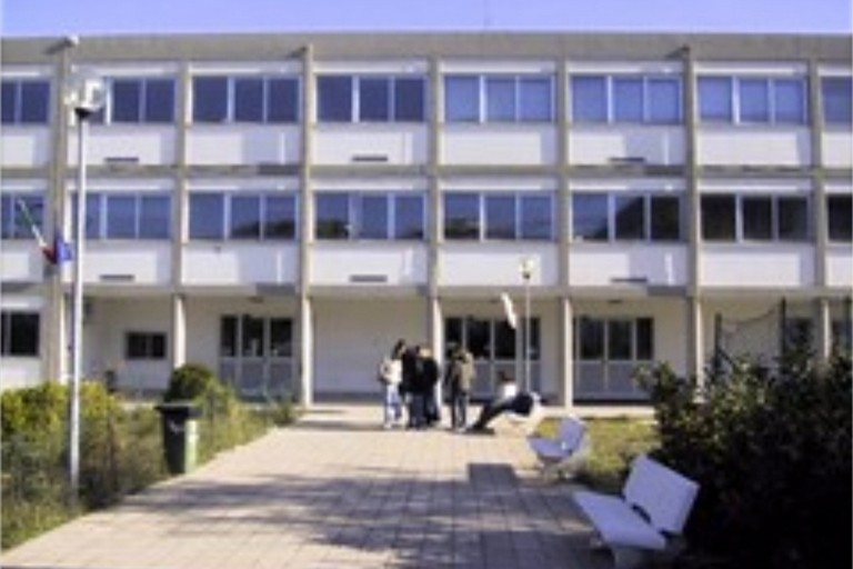 Liceo Enrico fermi