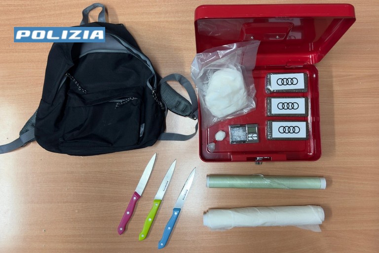 Sequestro di droga a Mola di Bari