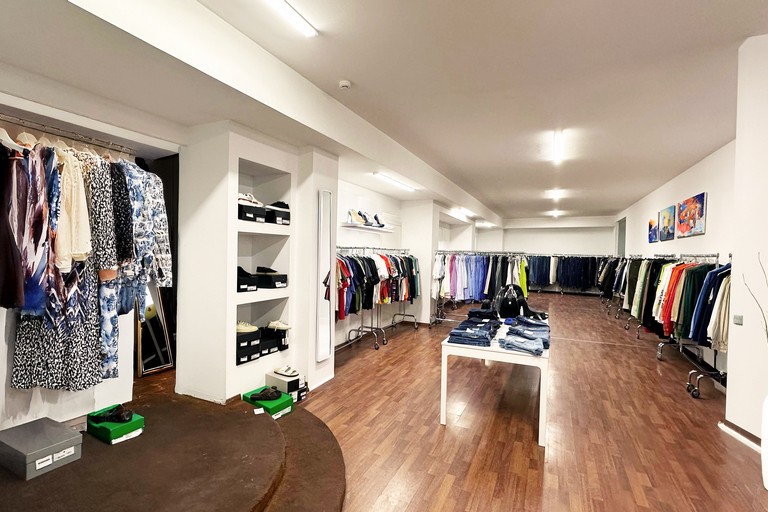 Showroom Bari