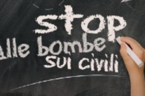 stop bombe sui civili