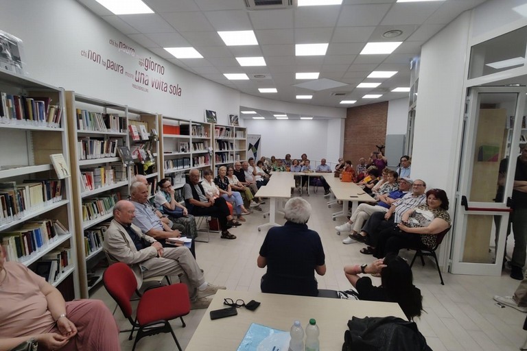 Un viaggio nei tre dialetti di Bari: poesie e aneddoti con Vito Sciacovelli
