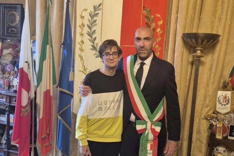 Il sindaco Leccese incontra il 17enne Samuel Stripoli campione italiano di calcolo mentale